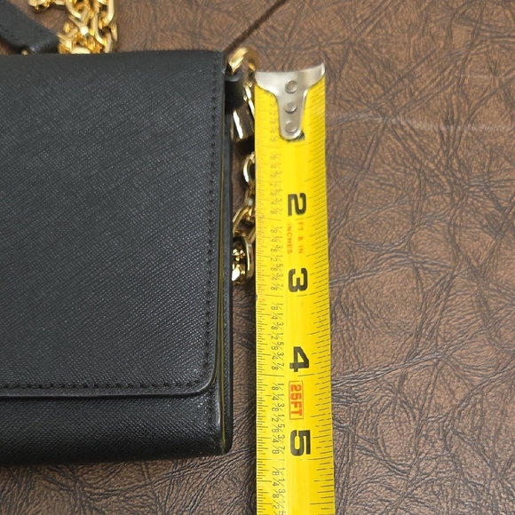 Tory Burch Black and Gold Crossbody Bag with Chain Details Card Slots!!! Chic. - Picture 11 of 14